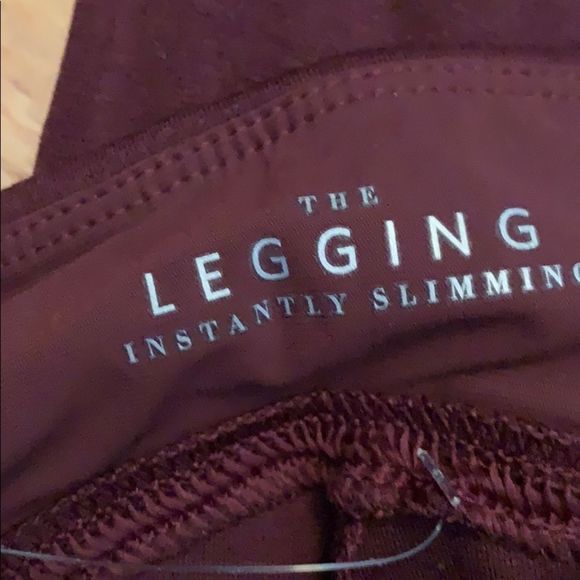 White house black market burgundy leggings NEW XS - Picture 2 of 3